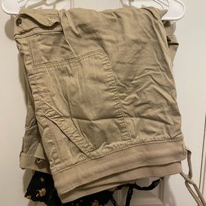 Tan cargo capris